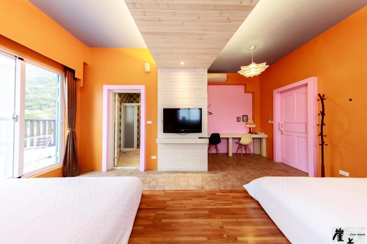 崖上民宿 Cliff House B&B Fengbin Buitenkant foto