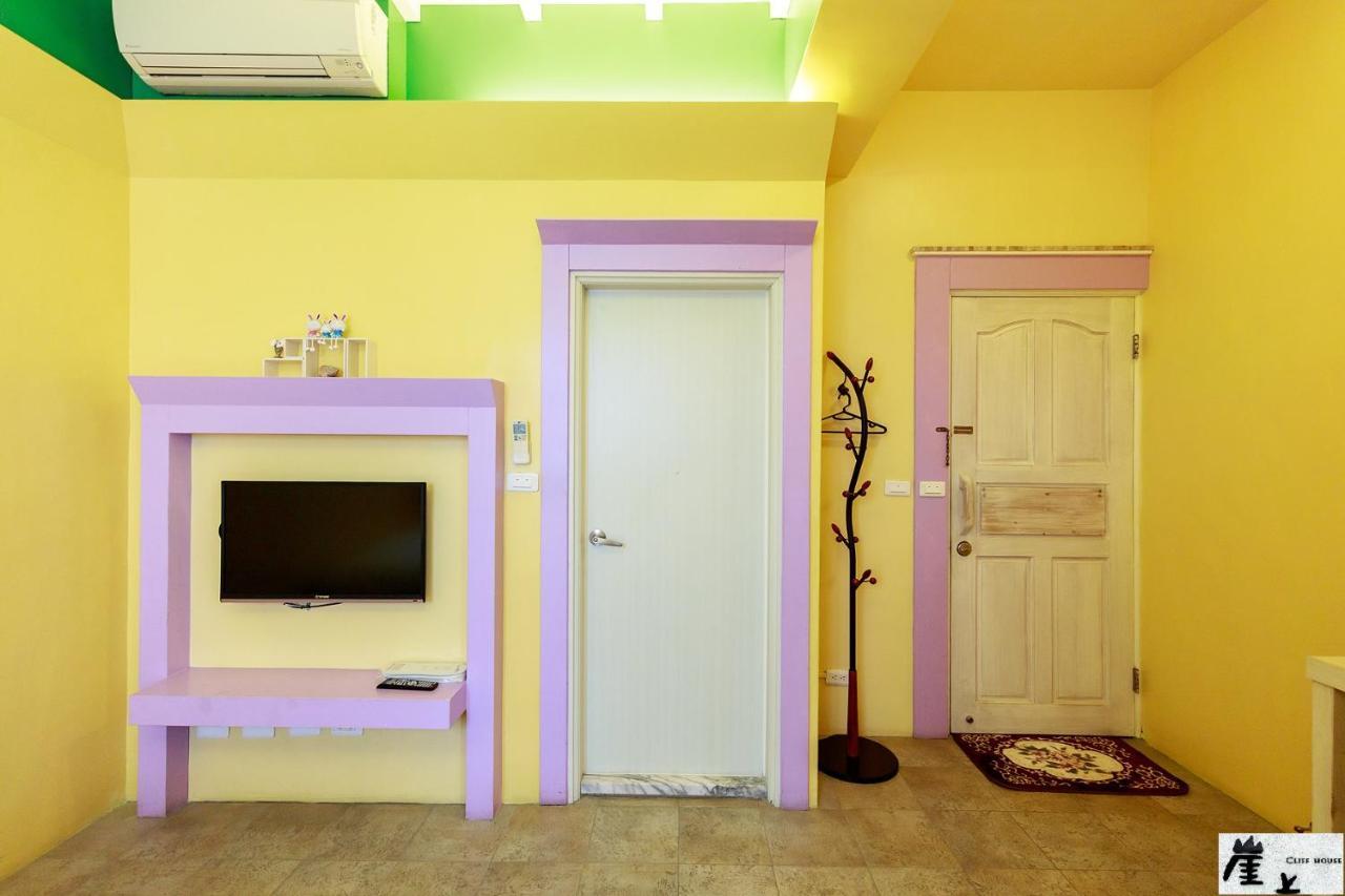 崖上民宿 Cliff House B&B Fengbin Buitenkant foto