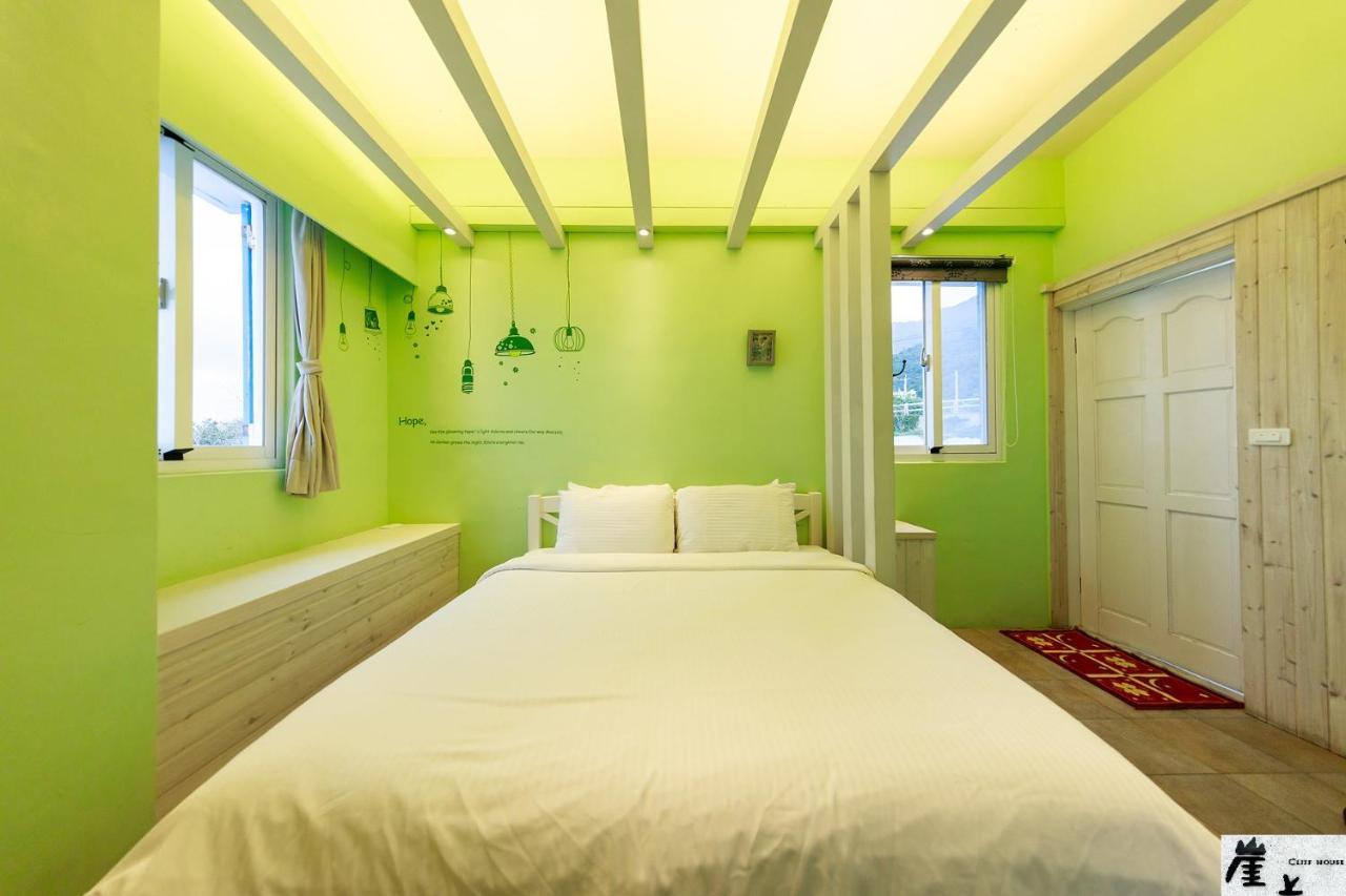 崖上民宿 Cliff House B&B Fengbin Buitenkant foto