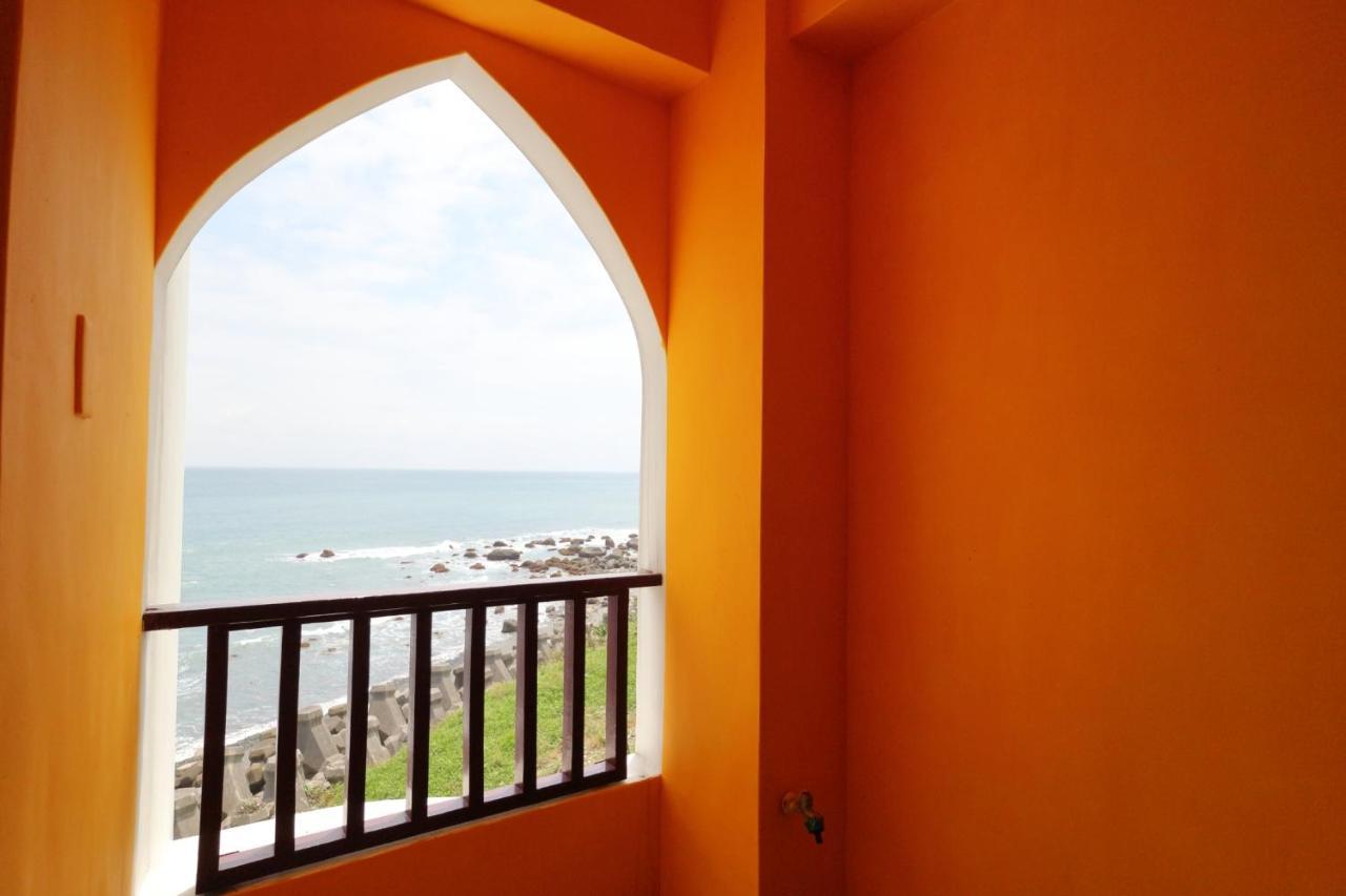 崖上民宿 Cliff House B&B Fengbin Buitenkant foto